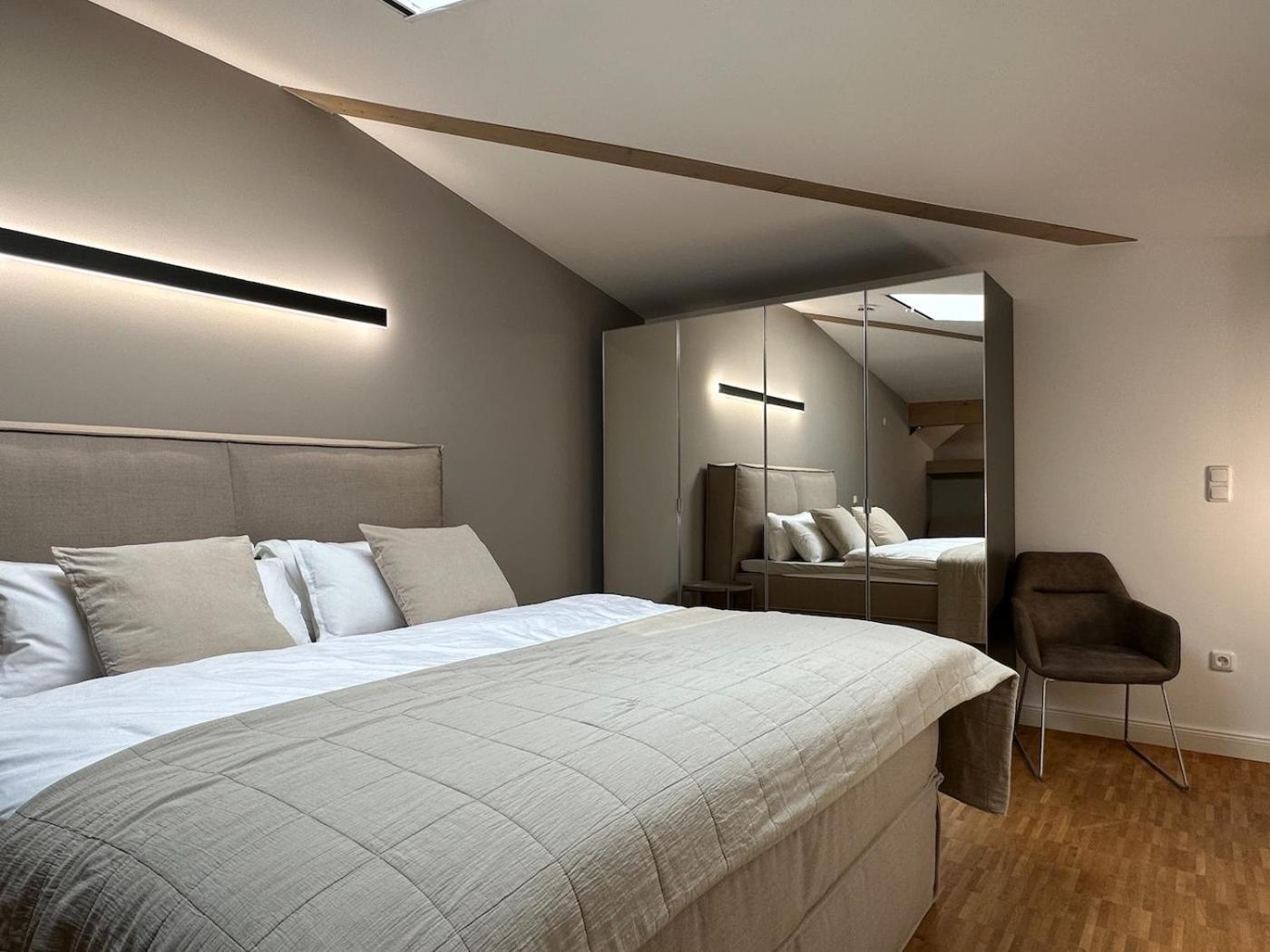 Truly - Viel Platz Fuer Business & Familie - Modern, Garage, Fahrstuhl Διαμέρισμα Aψβούργη Εξωτερικό φωτογραφία