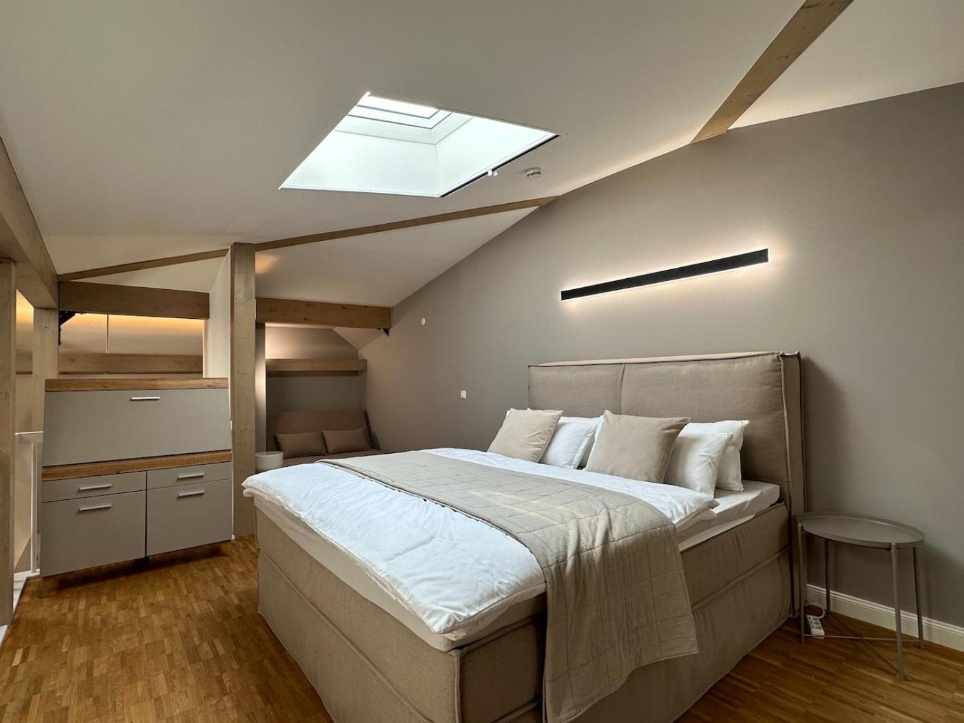 Truly - Viel Platz Fuer Business & Familie - Modern, Garage, Fahrstuhl Διαμέρισμα Aψβούργη Εξωτερικό φωτογραφία